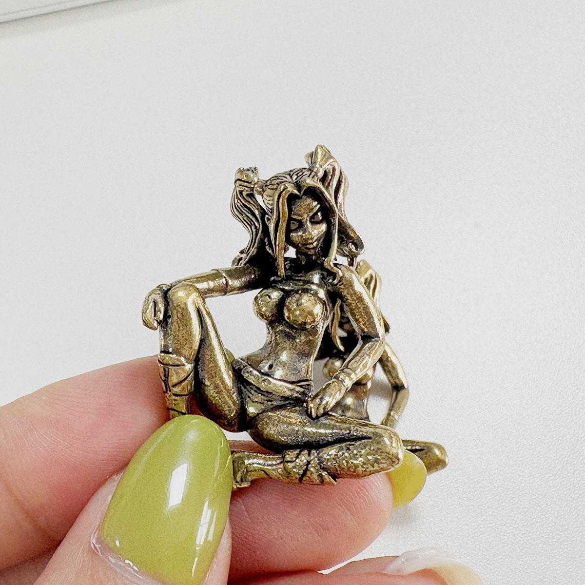 Beauty Girl Brass Knife Beads  - Paracord Survival Bracelet recension och pris