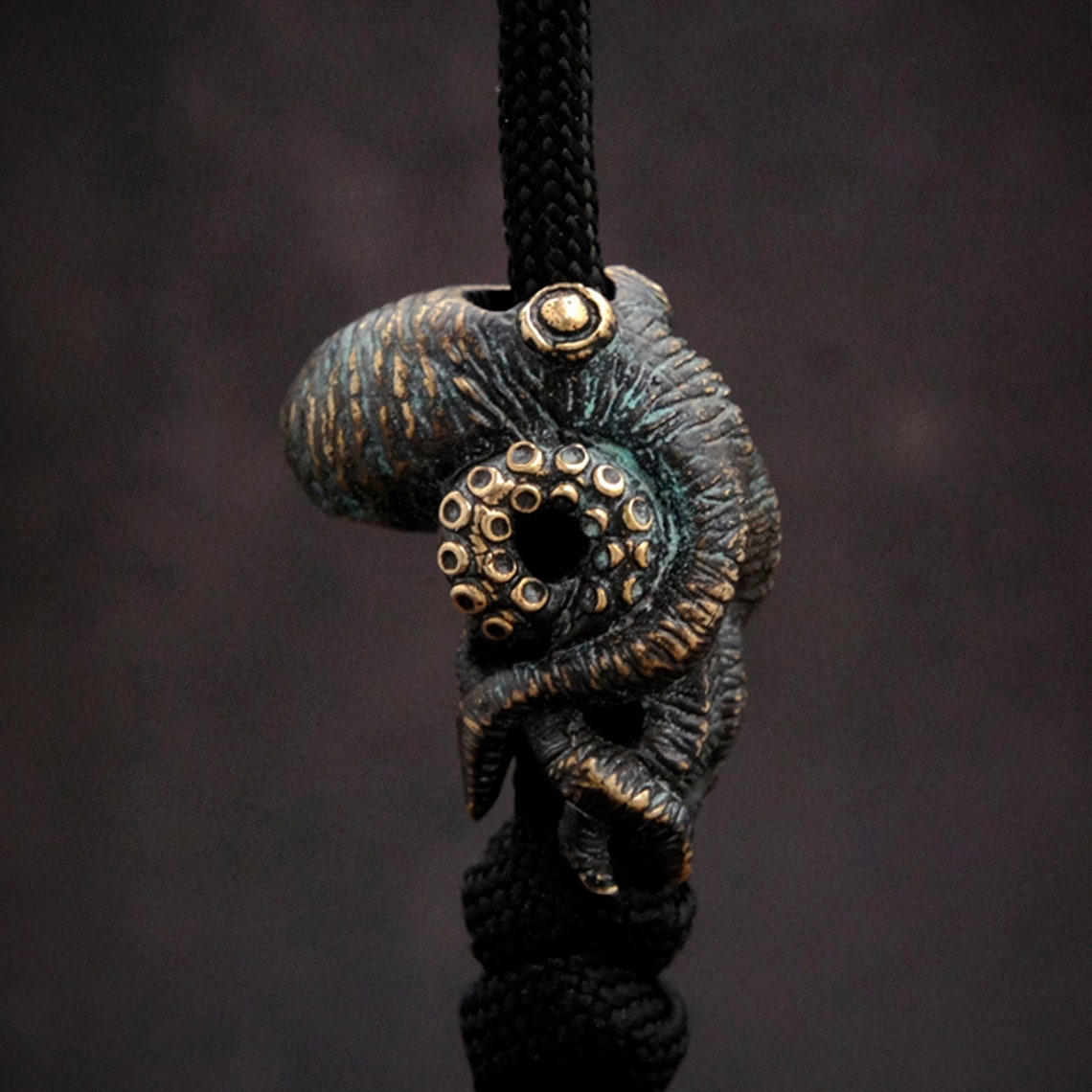 Octopus Brass Knife Beads Outd - Paracord Survival Bracelet recension och pris